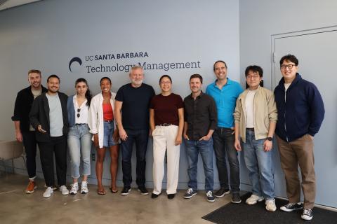 A photo of students and faculty