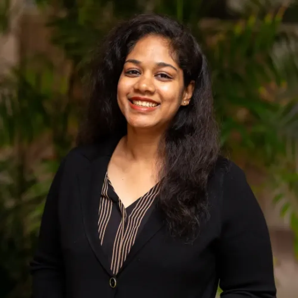 Supriya Ponnaluru headshot