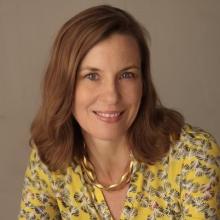 Andrea Hollingshead