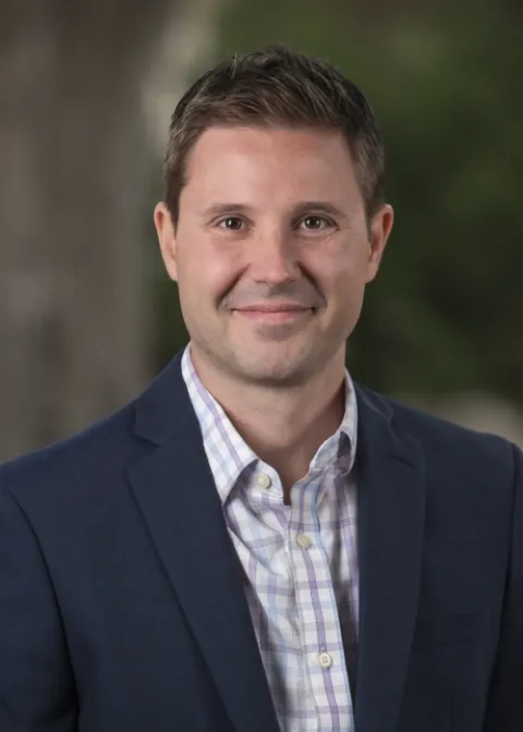 headshot of paul leonardi